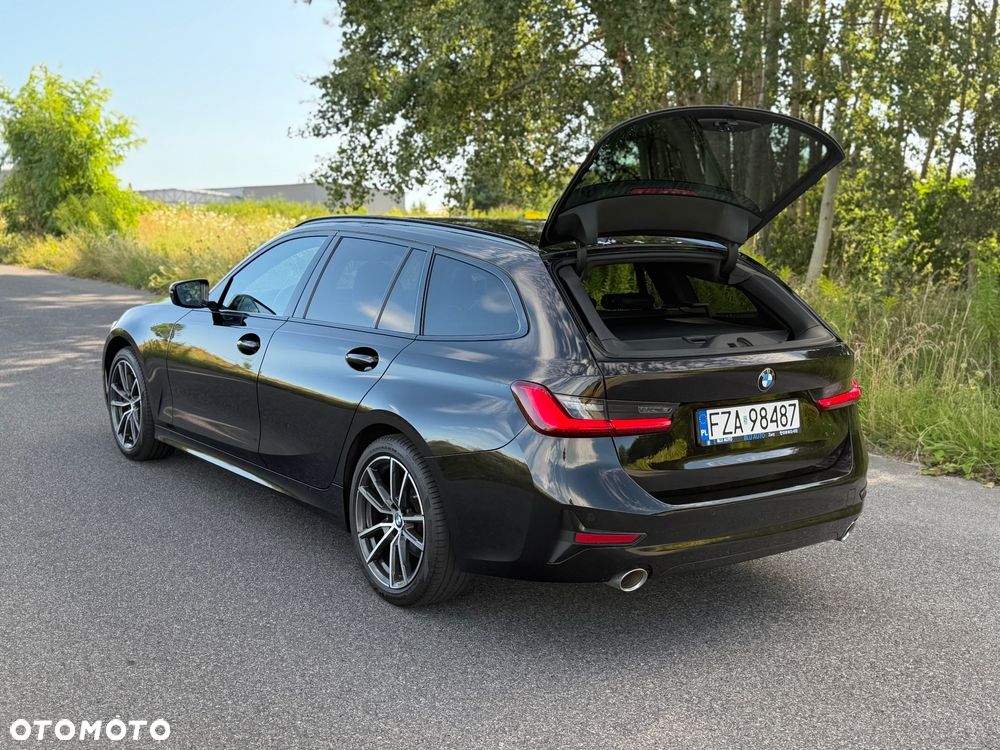 BMW Seria 3 320d Sport Line Shadow - 18