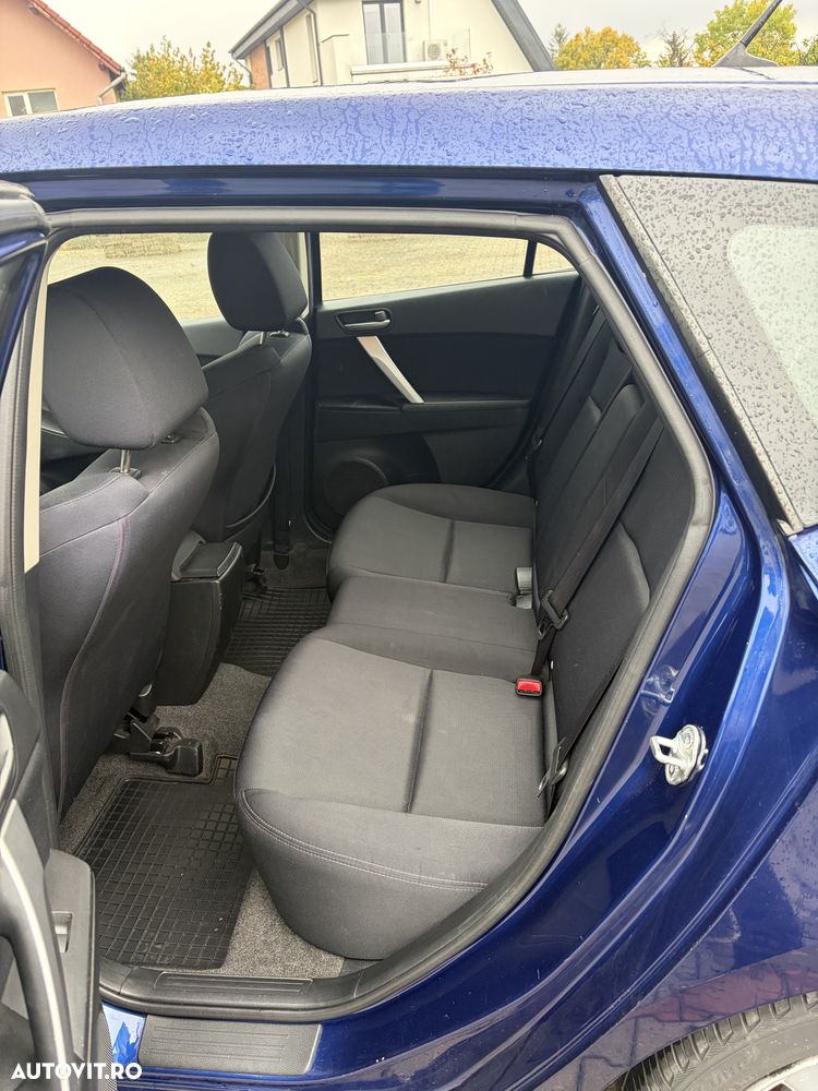 Mazda 3 - 8
