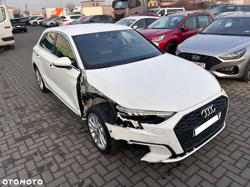 Audi A3 Sportback - 4