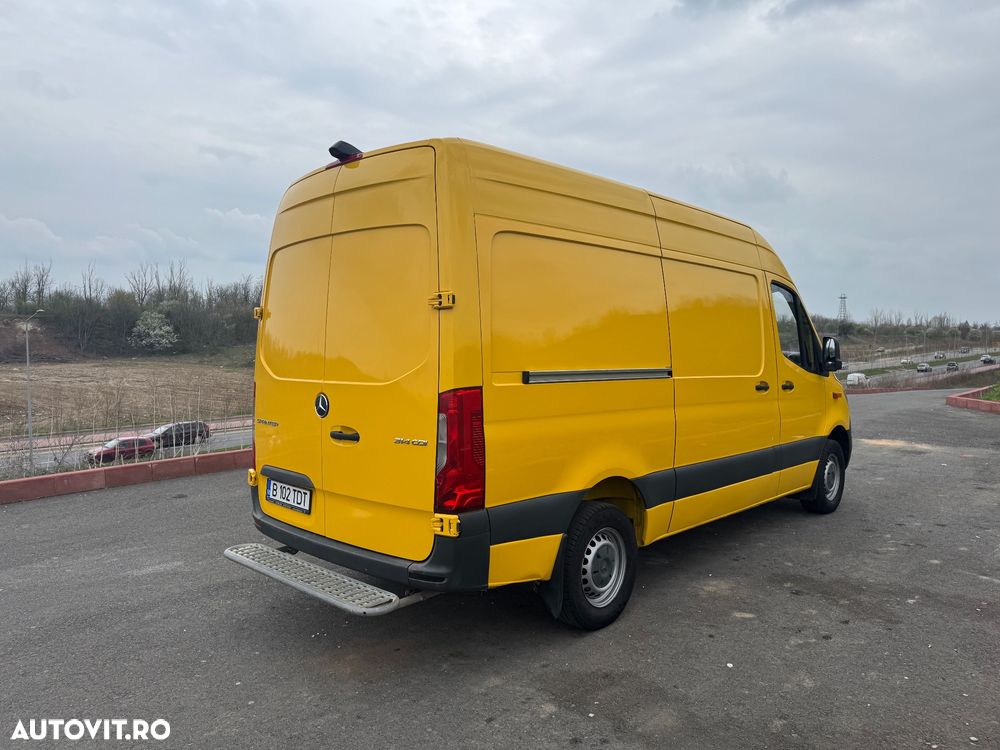 Mercedes-Benz Sprinter - 6