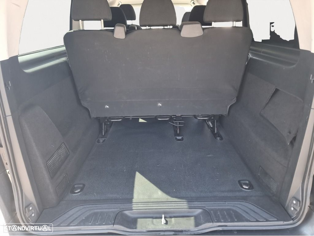 Mercedes-Benz Vito Tourer - 12