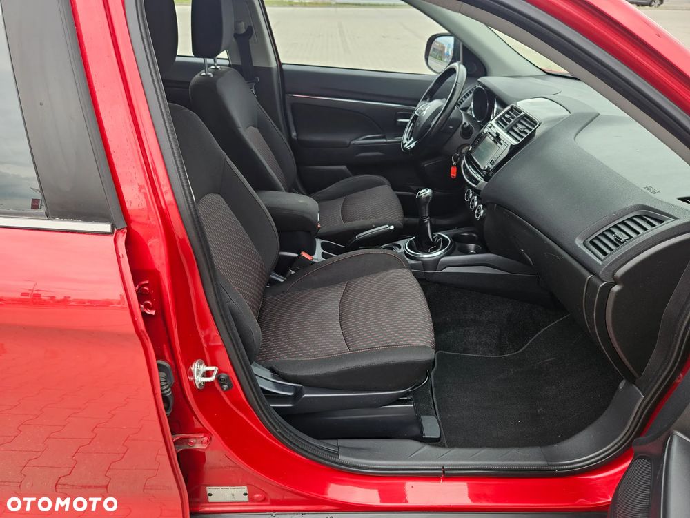 Mitsubishi ASX - 13