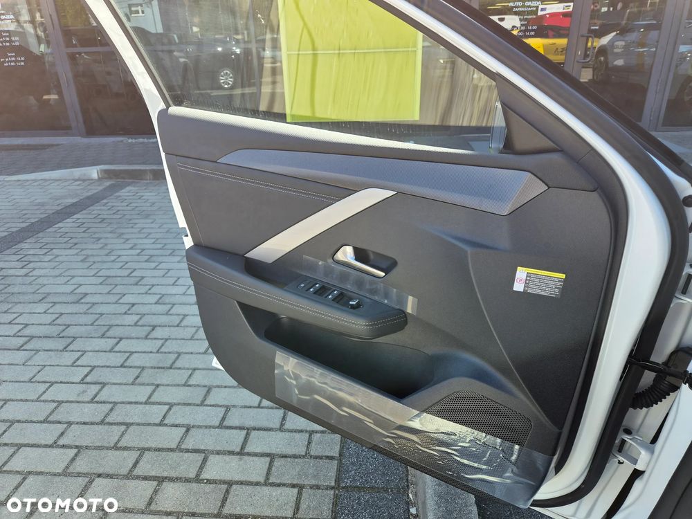 Opel Astra 1.2 T mHEV GS eDTC - 14