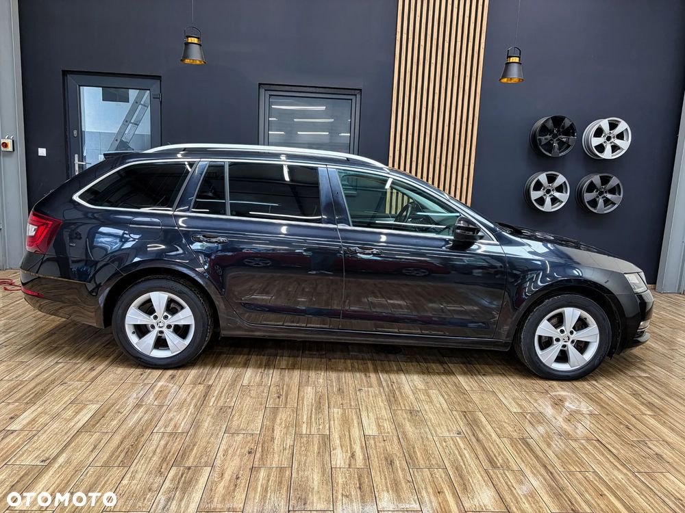 Skoda Octavia 2.0 TDI SCR Style DSG - 6