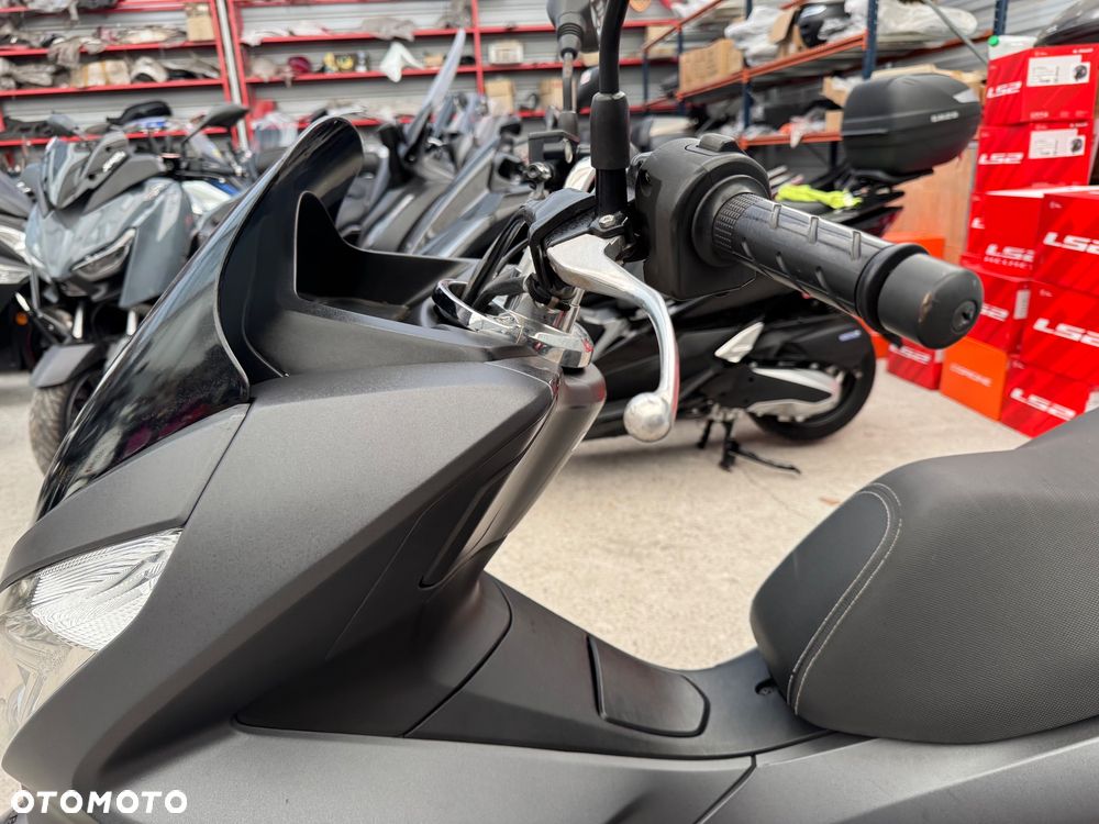 Honda PCX - 24