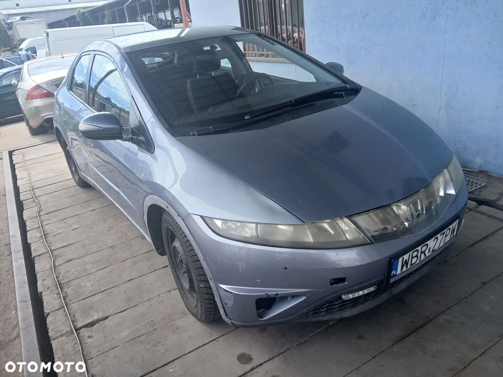 honda civic VIII 8 UFO silnik 1.4 L13a7 skrzynia sanki belka przód tył wahacz zacisk