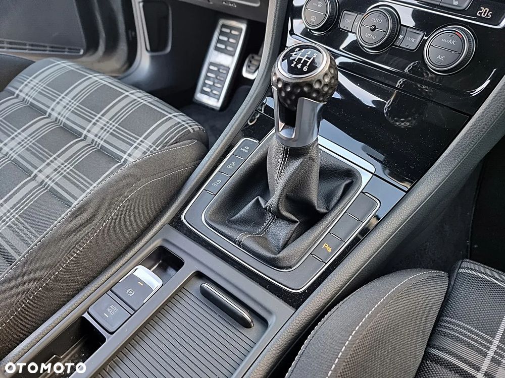 Volkswagen Golf Variant GTD BlueMotion Technology - 22