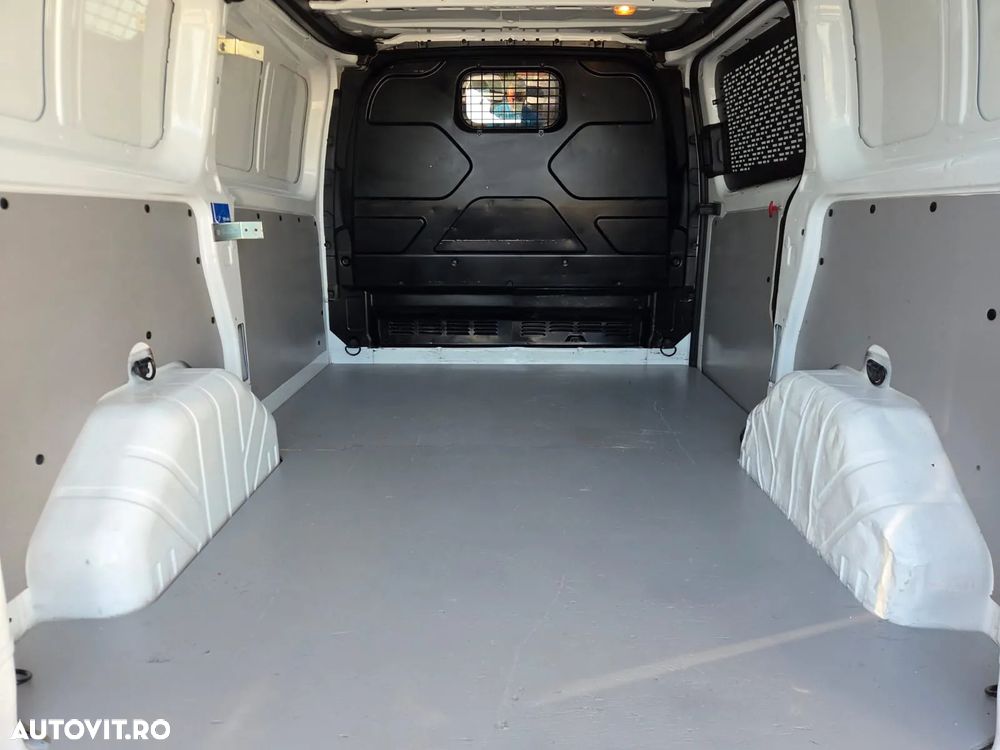 Ford New Transit Custom L1H1 - 6