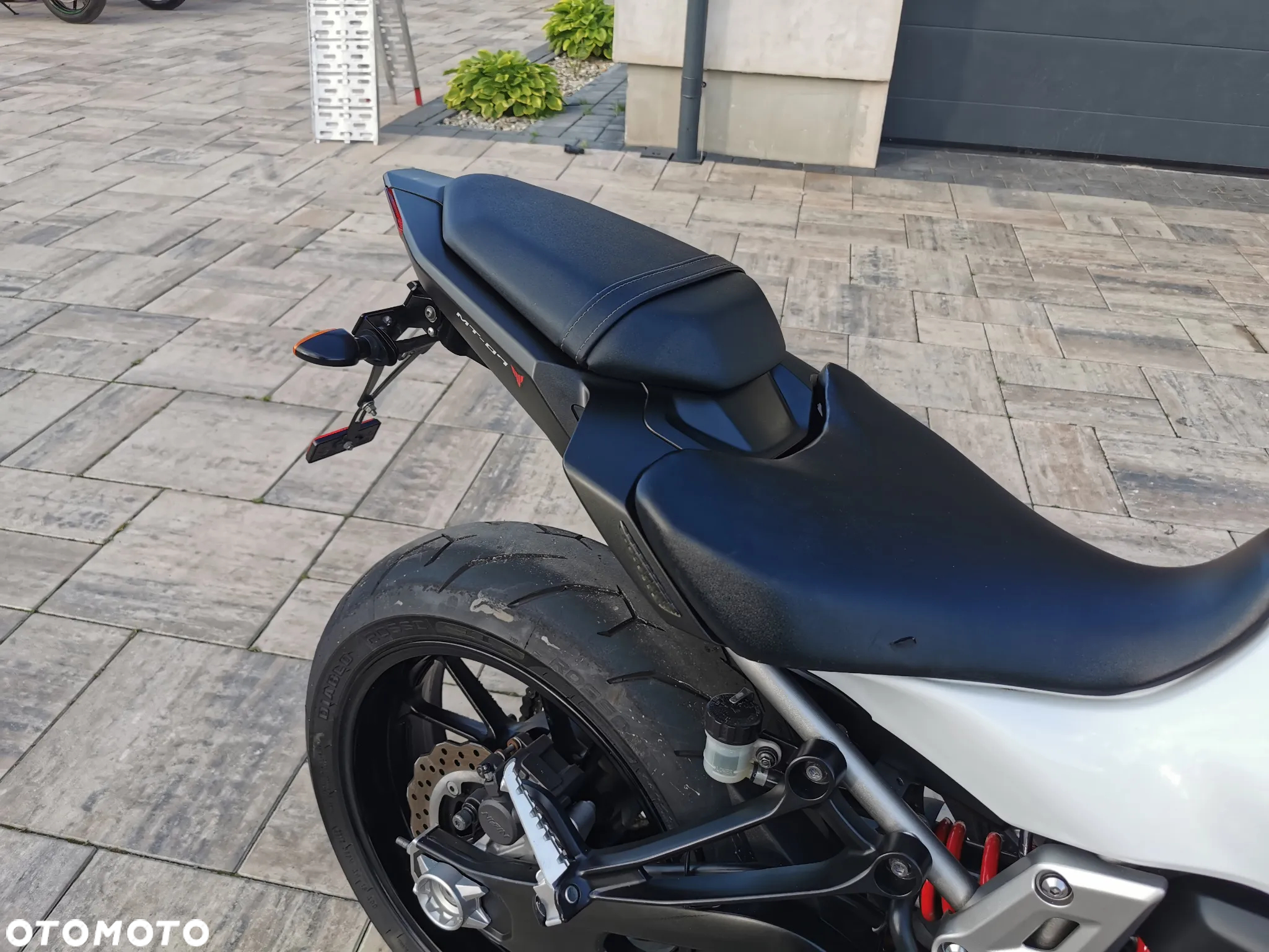 Yamaha MT - 21
