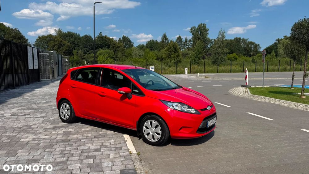 Ford Fiesta 1.25 Ambiente - 26