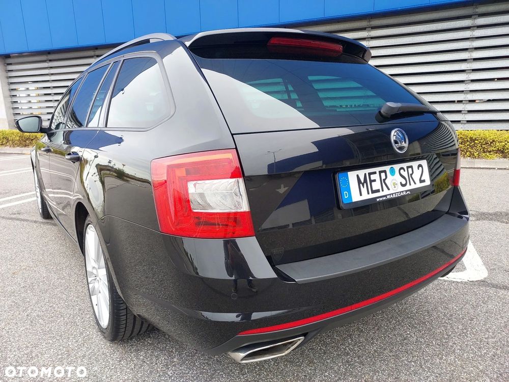 Skoda Octavia 2.0 TDI DSG RS - 5