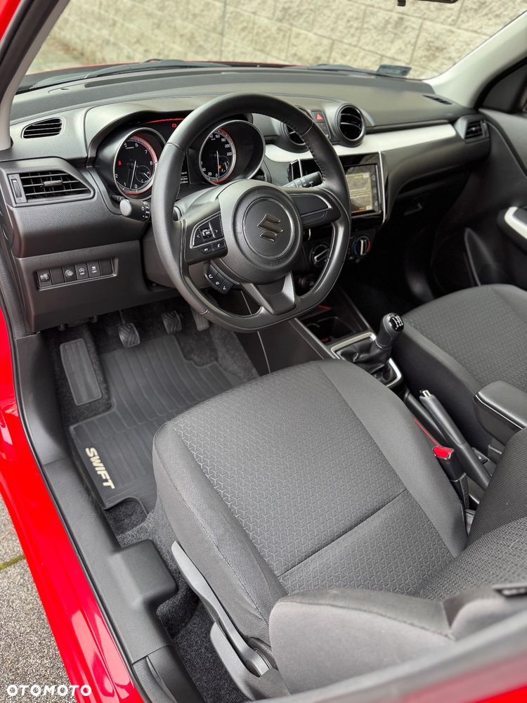 Suzuki Swift 1.2 SHVS Premium Plus - 7