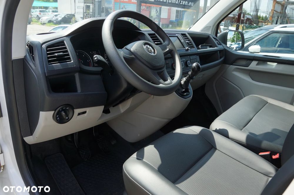 Volkswagen Transporter - 19
