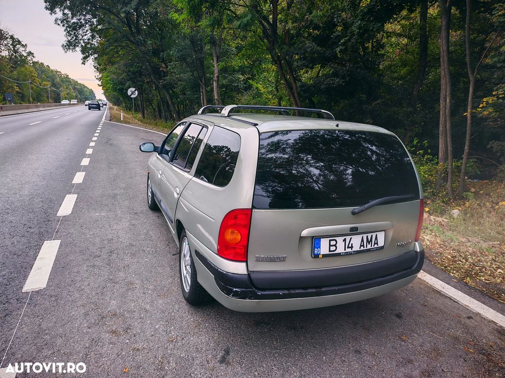 Renault Scenic II 1.6 Authentique - 8
