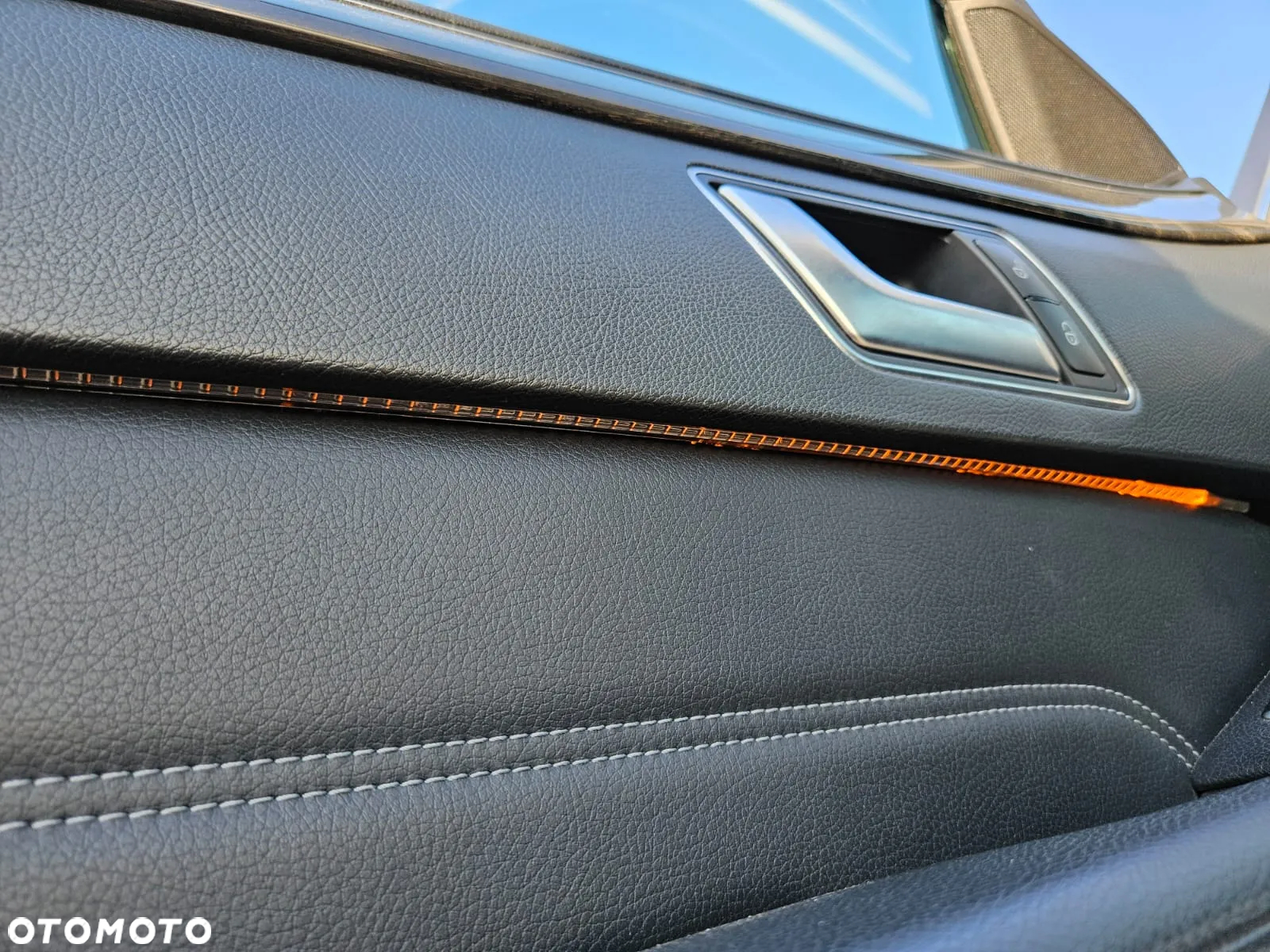 Mercedes-Benz Klasa E 200 T CDI 7G-TRONIC Avantgarde - 19