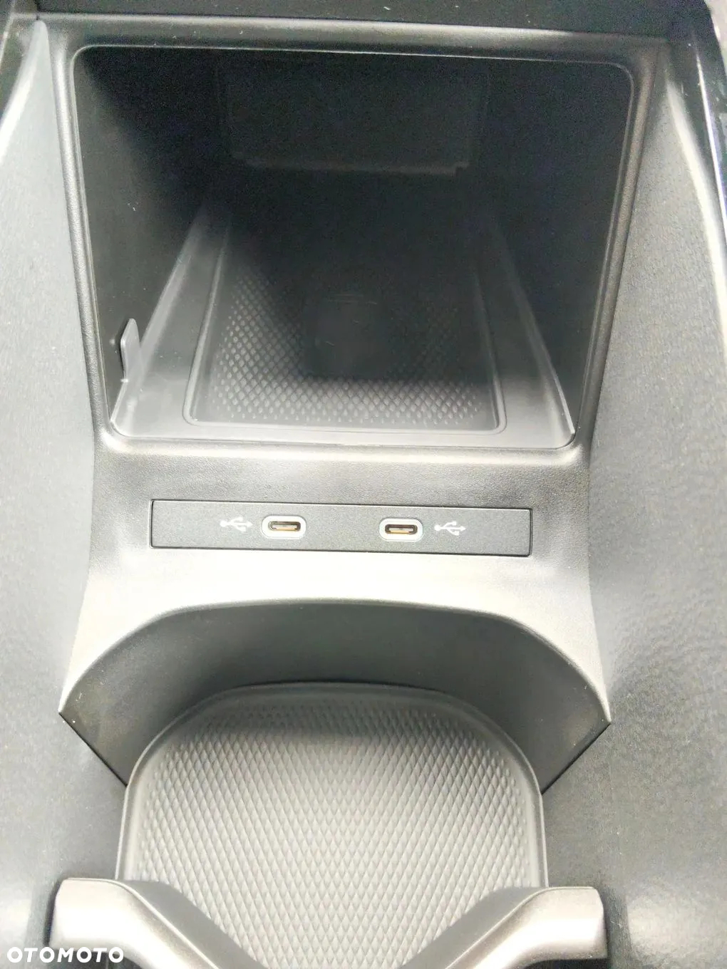 Volkswagen ID.4 77kWh Plus - 27