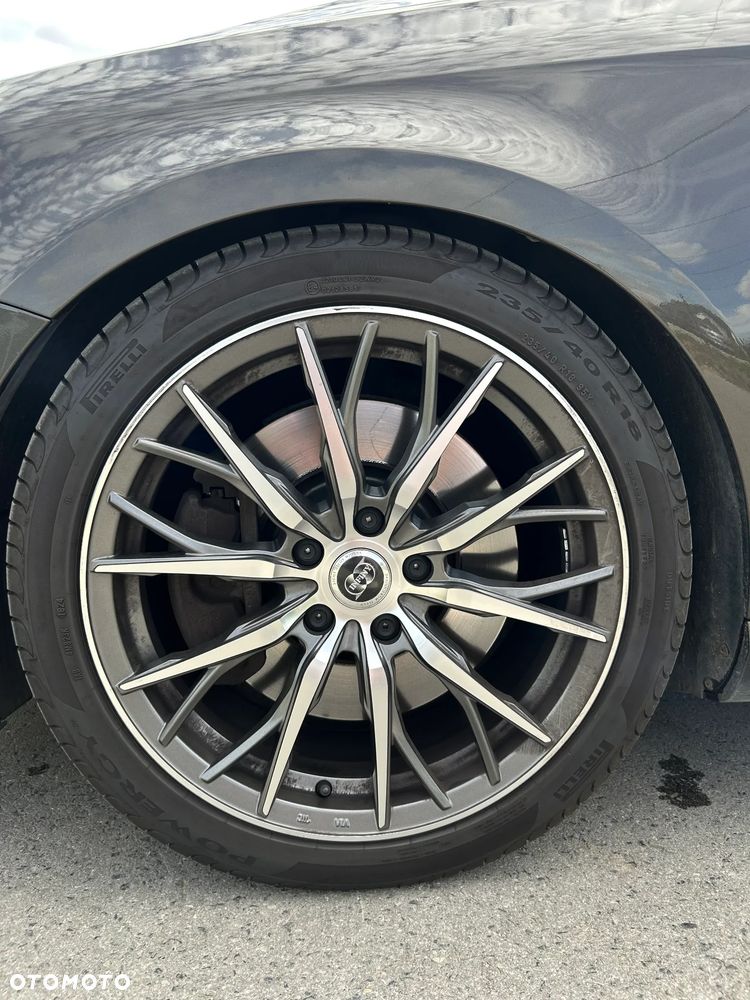 Volkswagen Passat Variant - 19