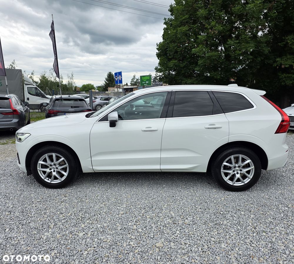 Volvo XC 60 D4 AWD Geartronic RDesign - 4