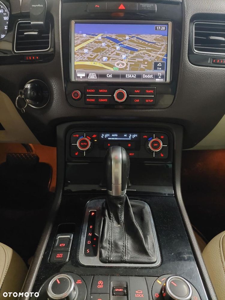 Volkswagen Touareg 3.0 V6 TDI Blue Motion DPF Automatik - 8