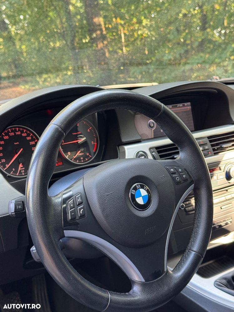 BMW Seria 3 320d xDrive - 7