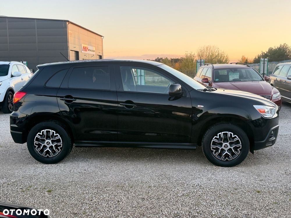 Mitsubishi ASX - 16