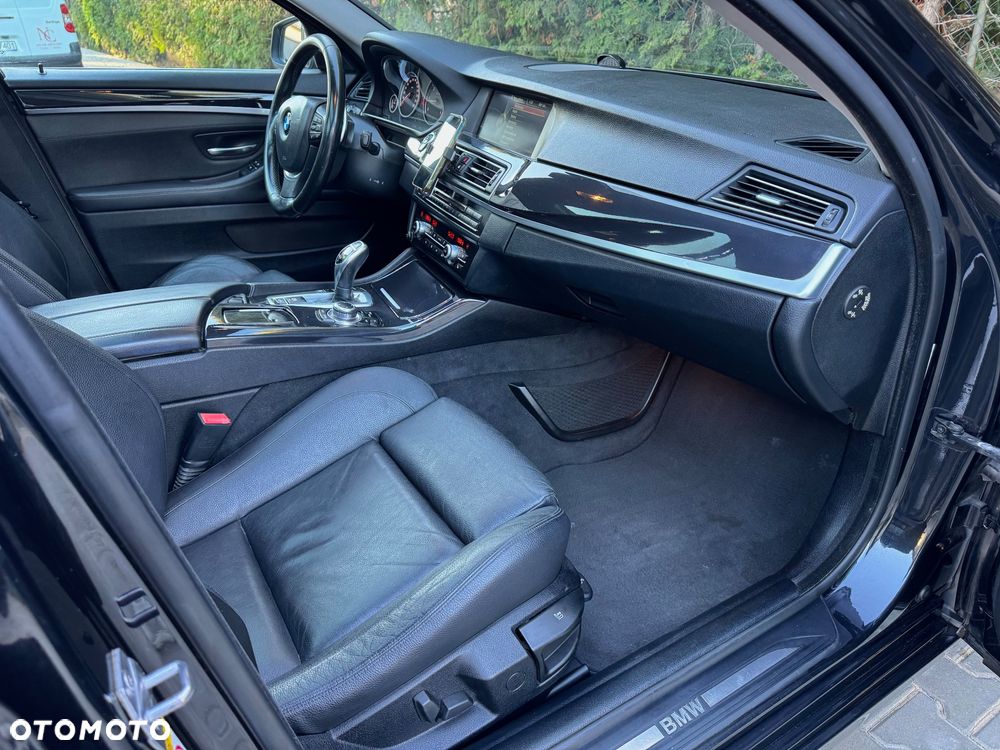 BMW Seria 5 520d - 14