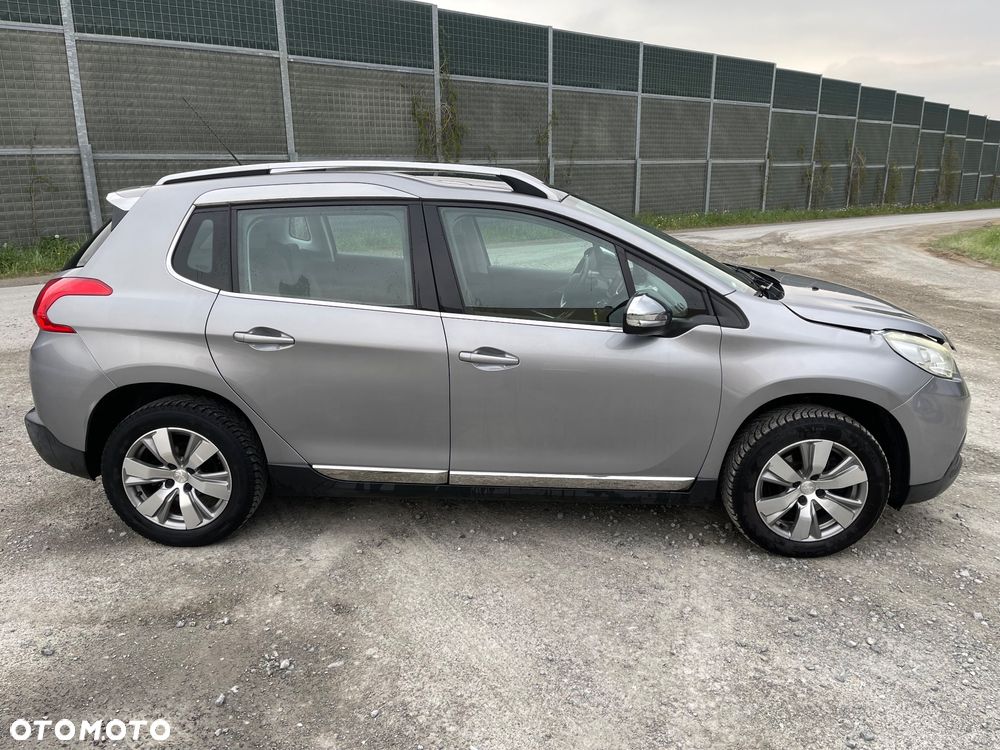 Peugeot 2008 PureTech 110 Stop&Start Active - 6