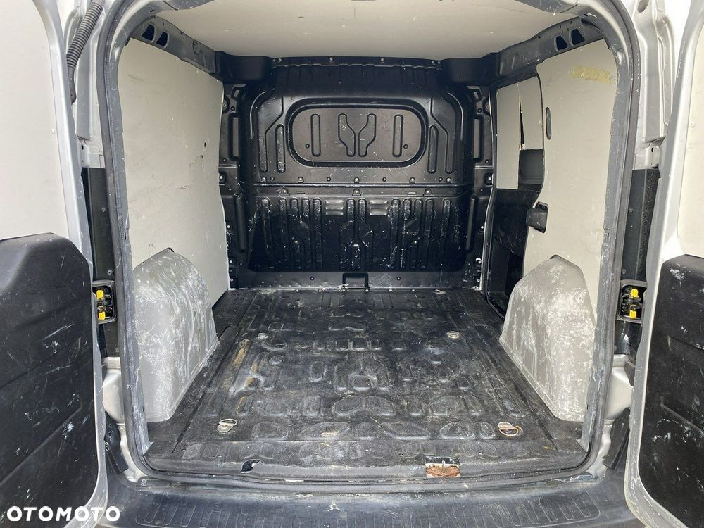 Opel Combo - 15
