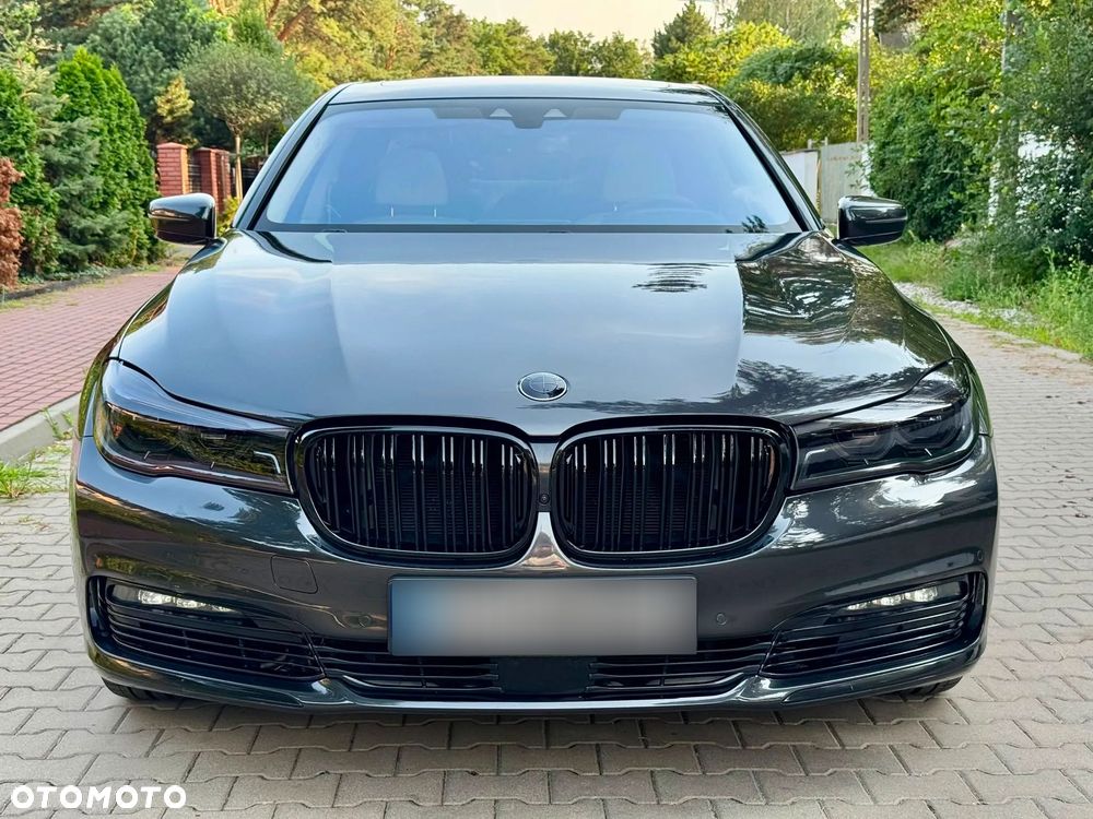 BMW Seria 7 750Li xDrive - 1