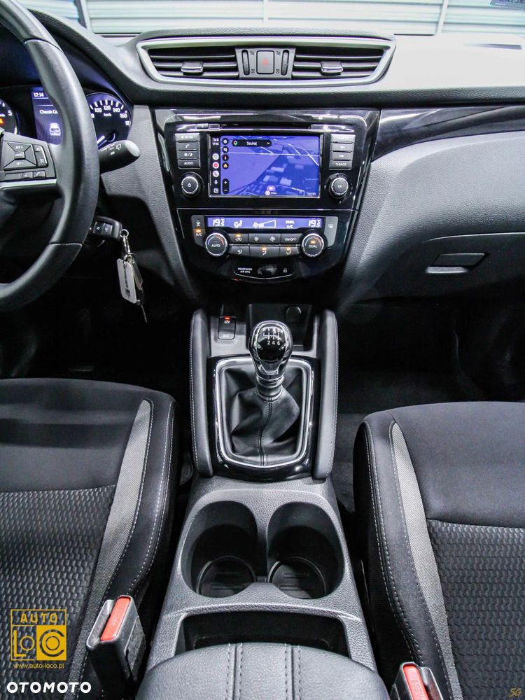 Nissan Qashqai 1.3 DIG-T N-Connecta - 15