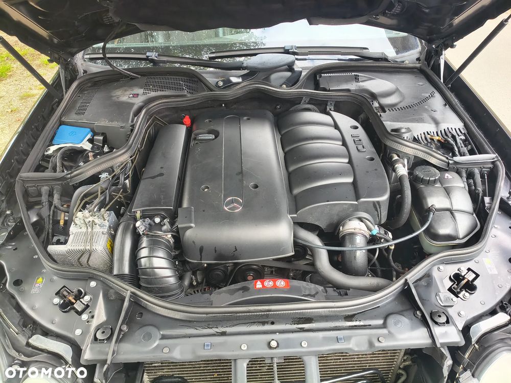 Mercedes-Benz Klasa E 220 CDI Automatik Avantgarde - 15
