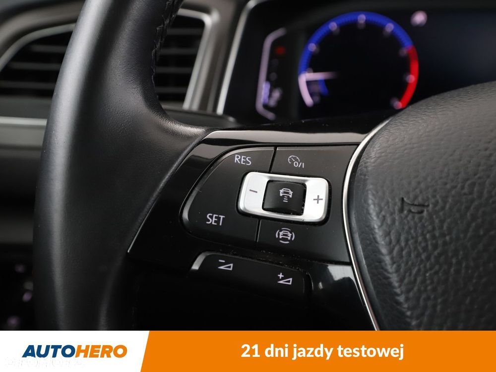 Volkswagen T-Roc 1.0 TSI Premium - 28