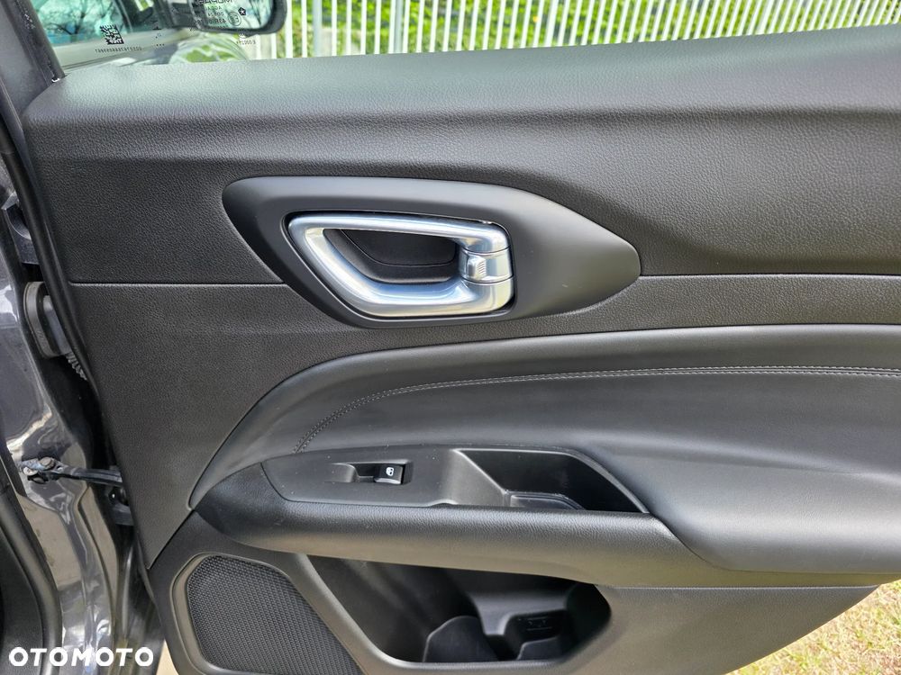 Jeep Compass 1.5 T4 mHEV Altitude Winter Edition FWD S&S DCT - 37