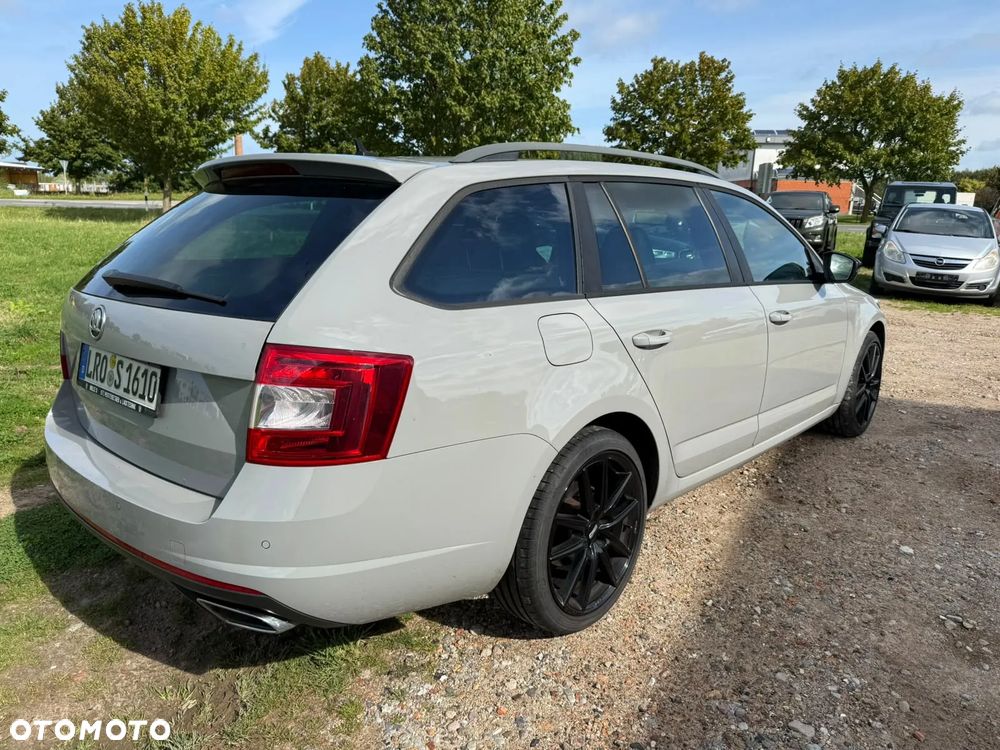 Skoda Octavia 2.0 TDI DSG RS - 4