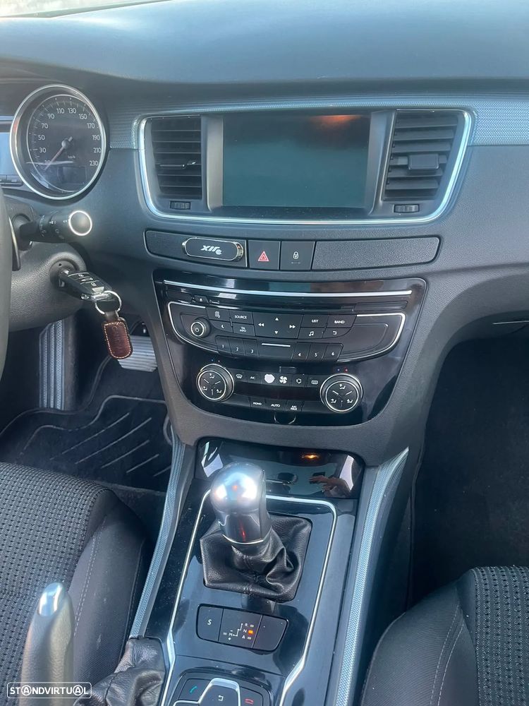 Peugeot 508 SW e-HDi 115 ETG6 Stop&Start Business-Line - 37