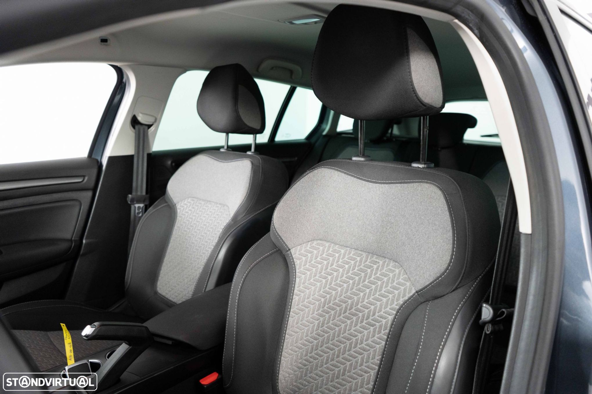 Renault Mégane Sport Tourer 1.3 TCe Limited - 8