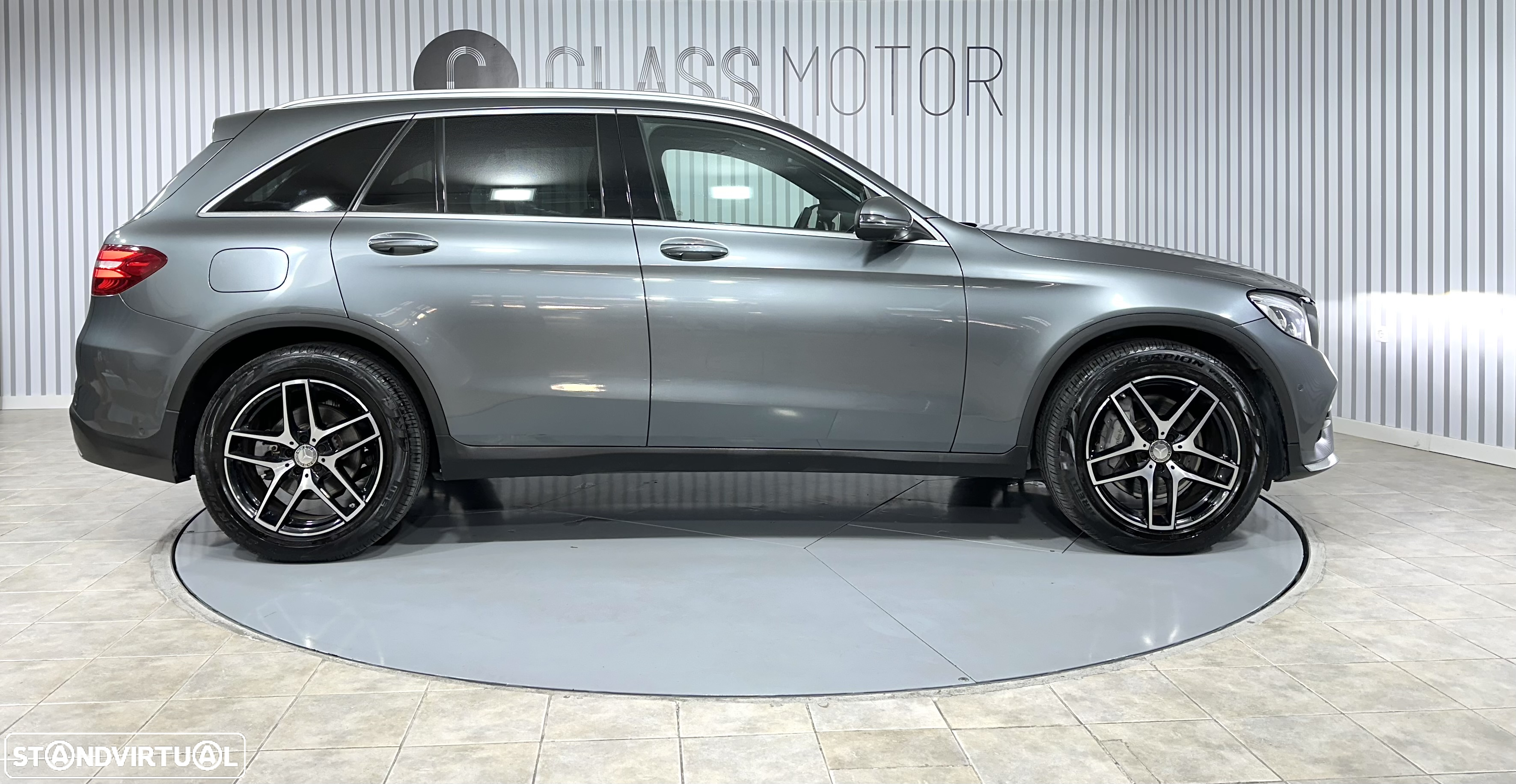 Mercedes-Benz GLC 250 d 4Matic 9G-TRONIC AMG Line - 3