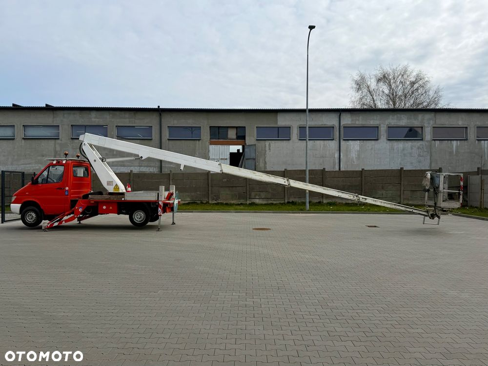 Mercedes-Benz Sprinter - 3