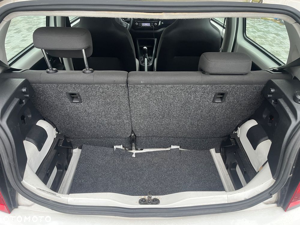 Volkswagen up! 1.0 street - 8