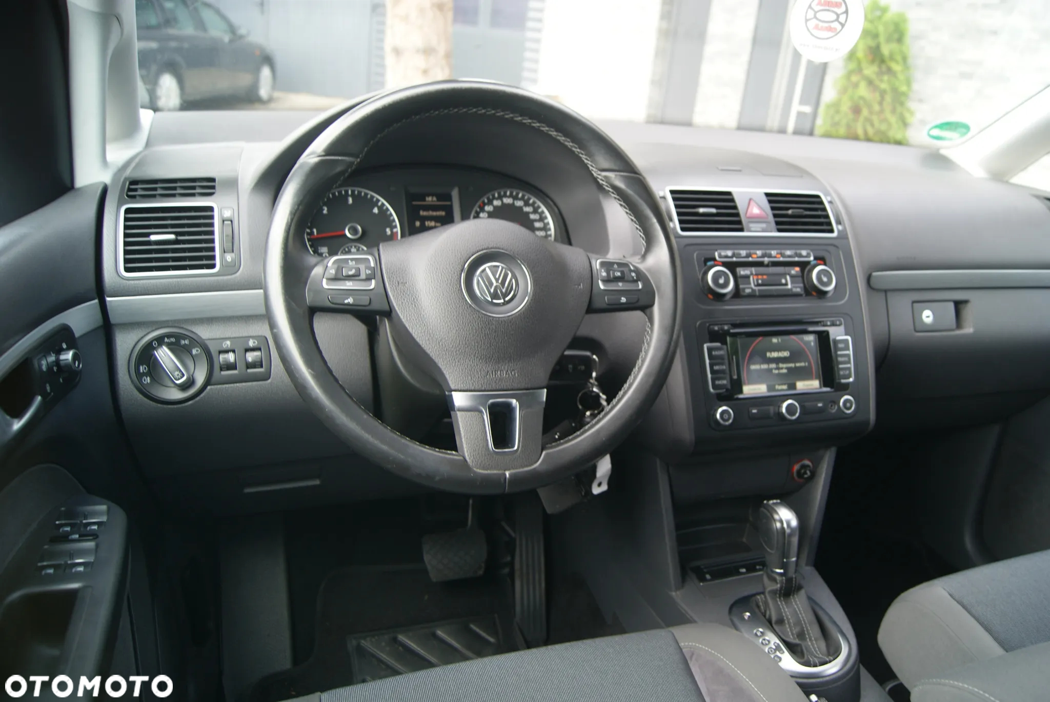 Volkswagen Touran 2.0 TDI DPF DSG STYLE - 13
