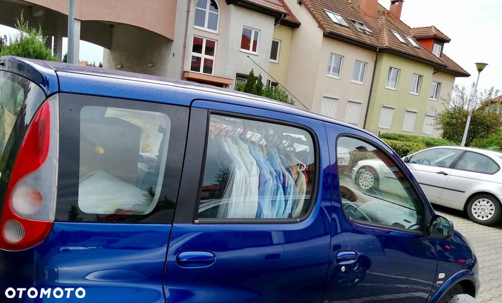 Toyota Yaris Verso 1.3 Luna - 16
