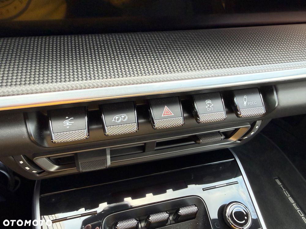 Porsche 911 Turbo S - 28