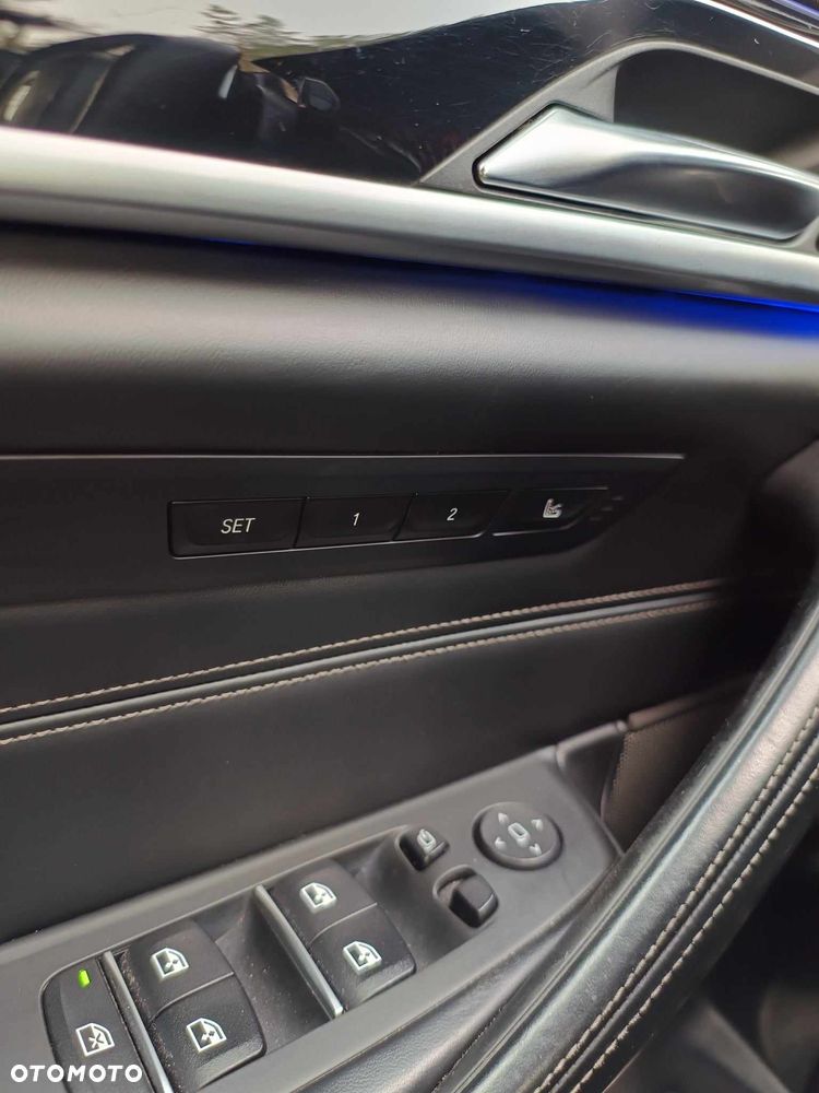 BMW Seria 5 530d xDrive M Sport sport - 12