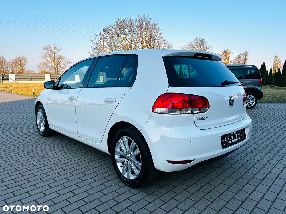 Volkswagen Golf 1.2 TSI BMT Trendline Perfectline - 13