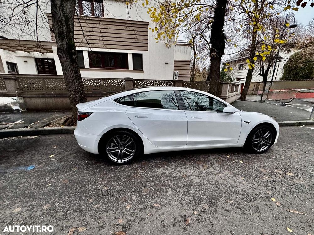 Tesla Model 3 - 19