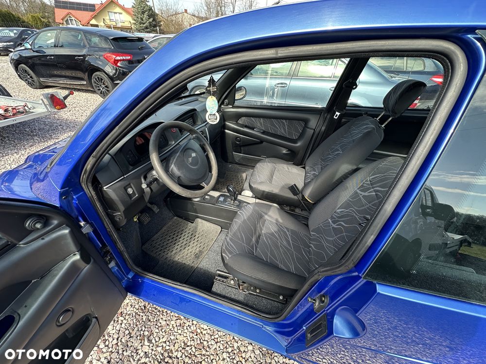 Microcar M.GO - 8
