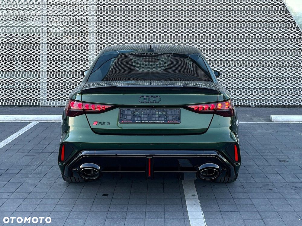 Audi RS3 Limousine - 14