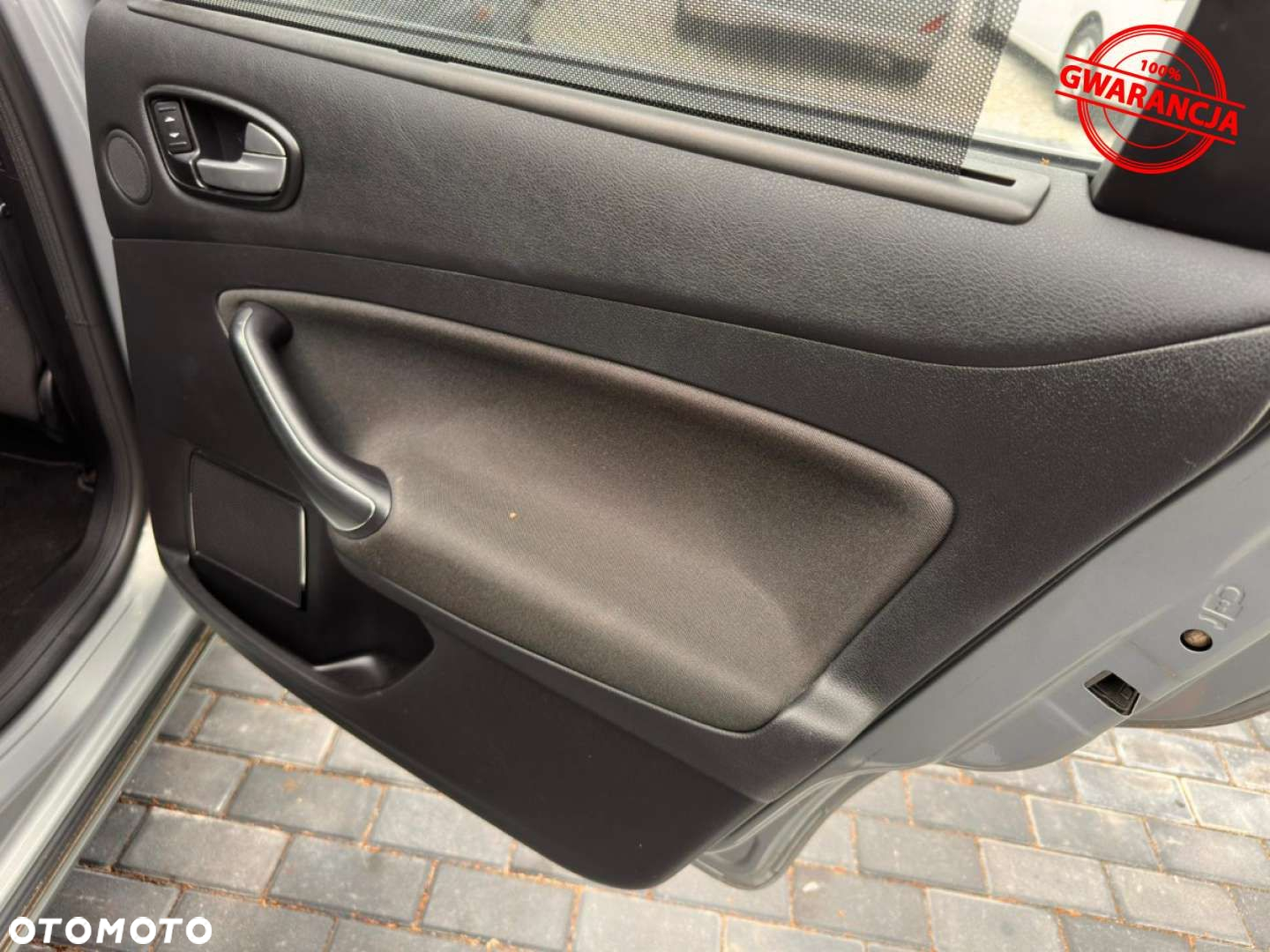 Ford Mondeo - 32