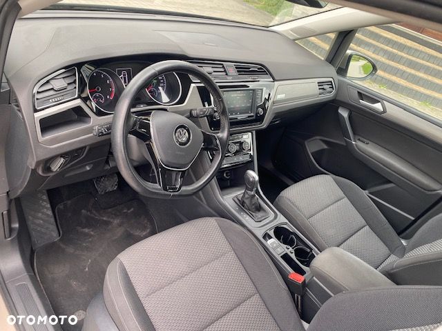 Volkswagen Touran 1.4 TSI BMT Comfortline DSG - 10