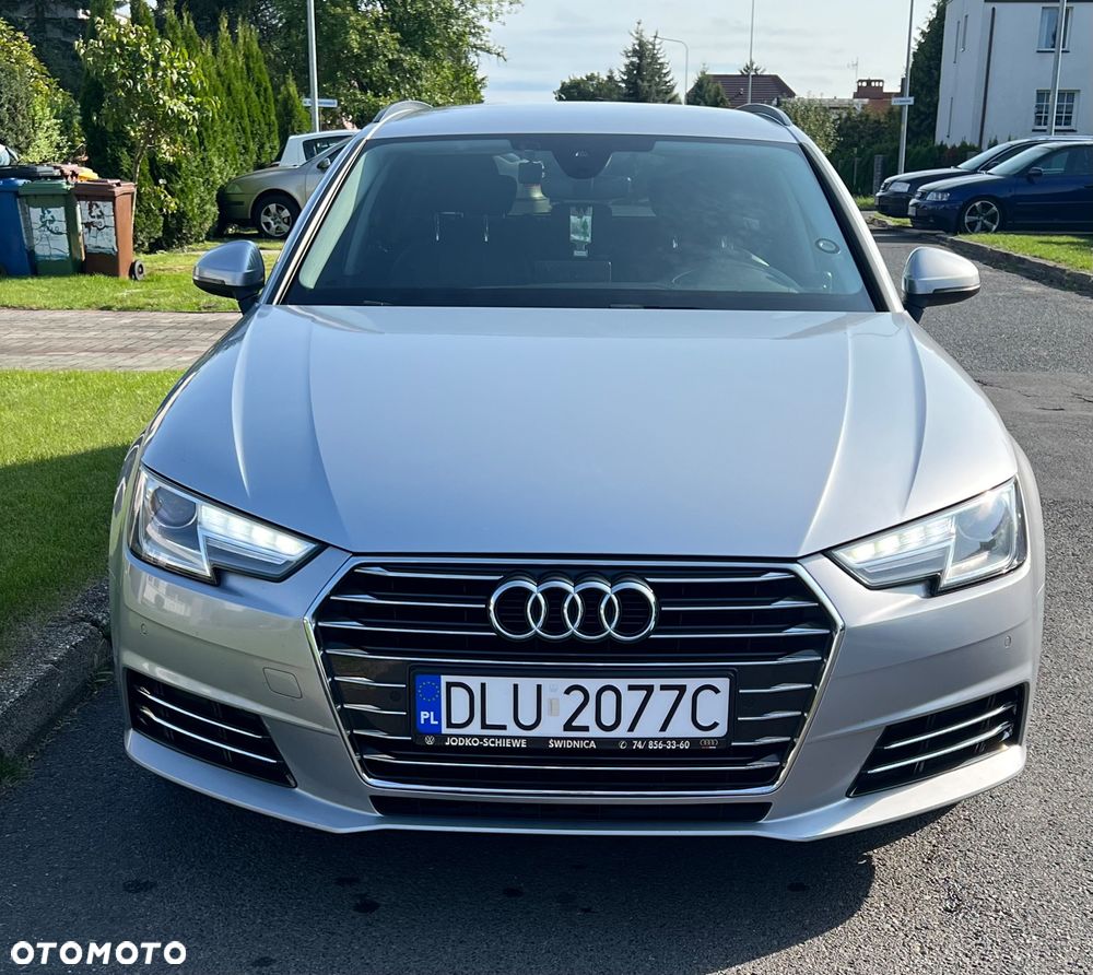 Audi A4 Avant 2.0 TDI S tronic - 6